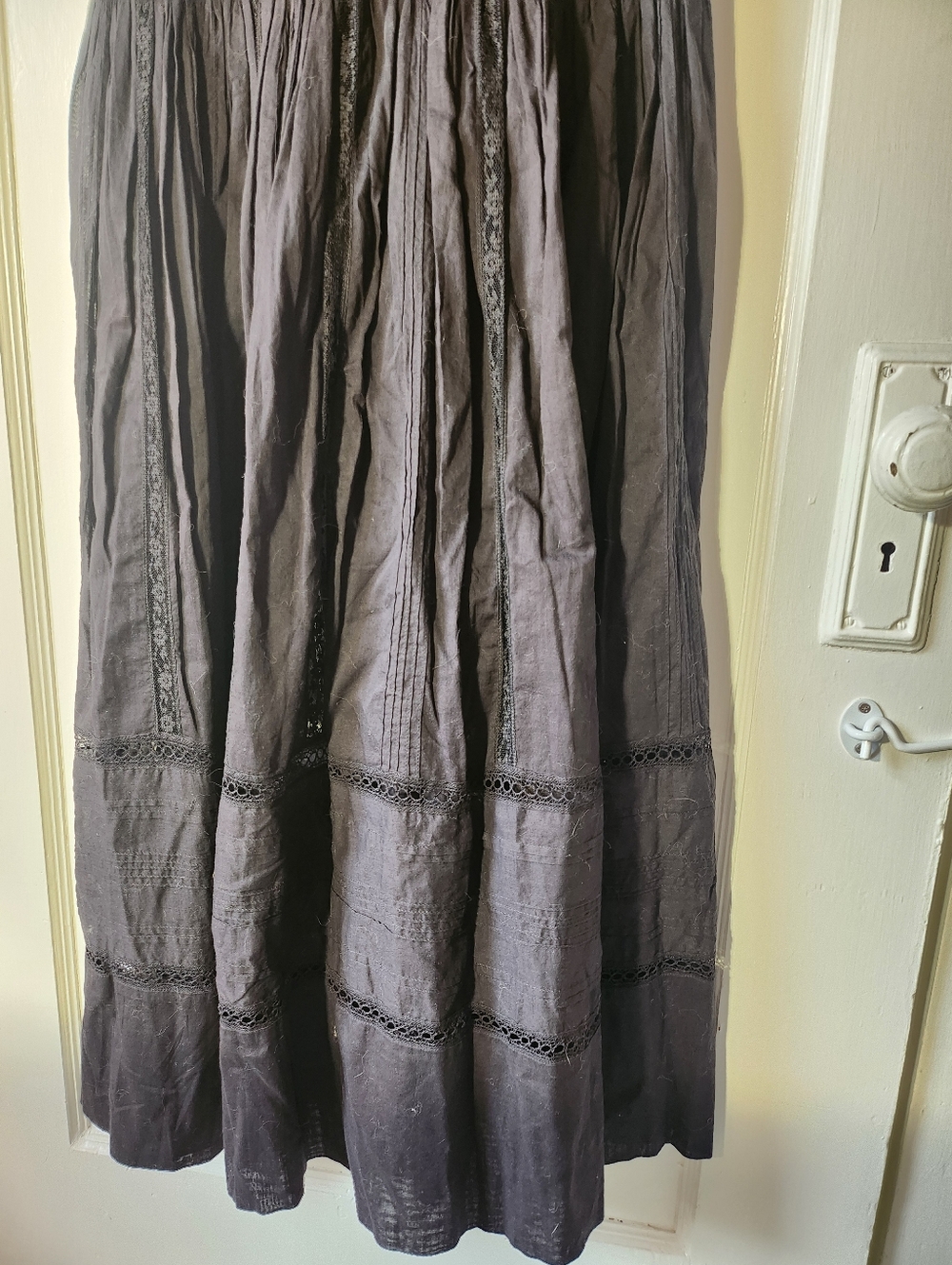 Doen Violet Black Midi Dress - Picture 11 of 12